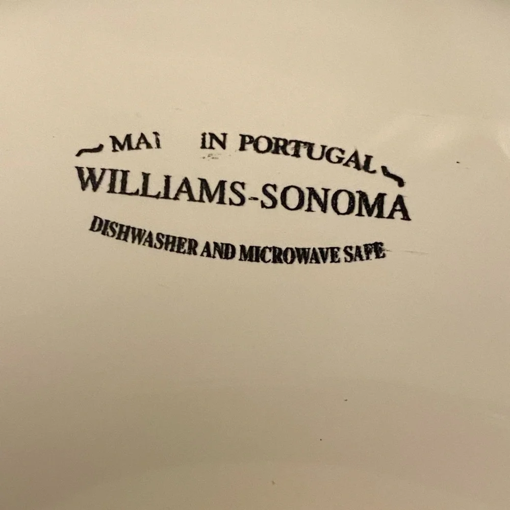 Williams-Sonoma White Porcelain Divided Serving Dish Raised Design 10